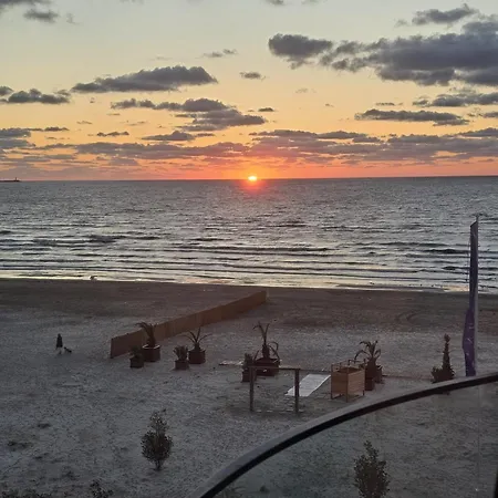 Sunrise Seaview Grand Terrace דירה Năvodari